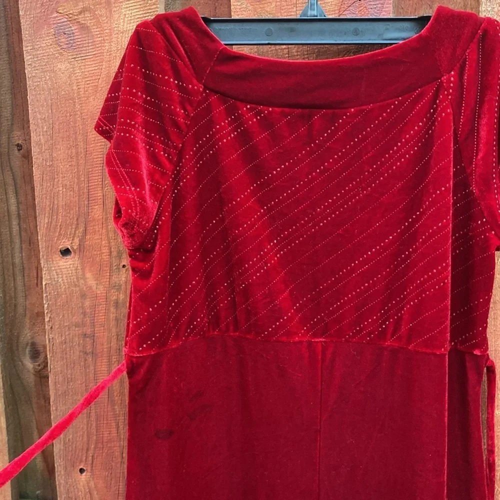 My Michelle Red Velvet Glitter Stripe Ruffle Formal Dress Size 14 Girls
